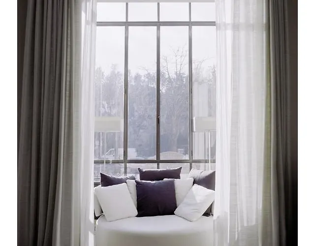 La Reserve Hotel Parijs
